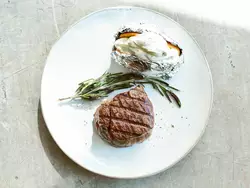 Faktoren die beim Zubereiten von Steaks zu beachten sind